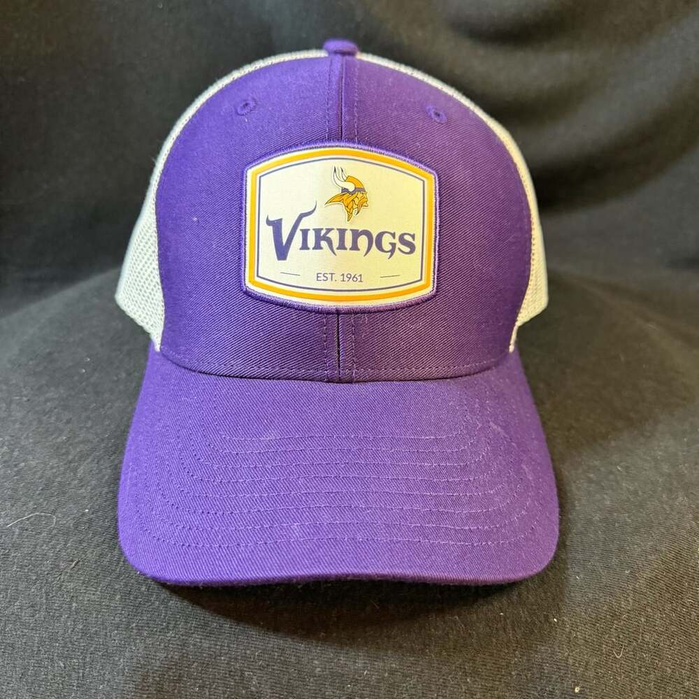 47 Minnesota Vikings Adjustable Trucker Hat Purple White
